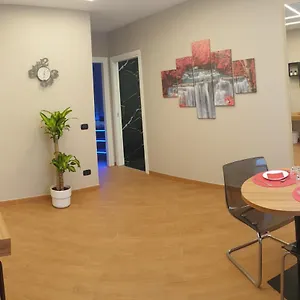 https://th-luxury-ct-airport.sicilyhotelsitaly.net