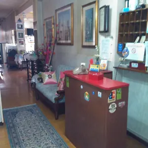 https://pensione-santachiara.hotelitalianriviera.com